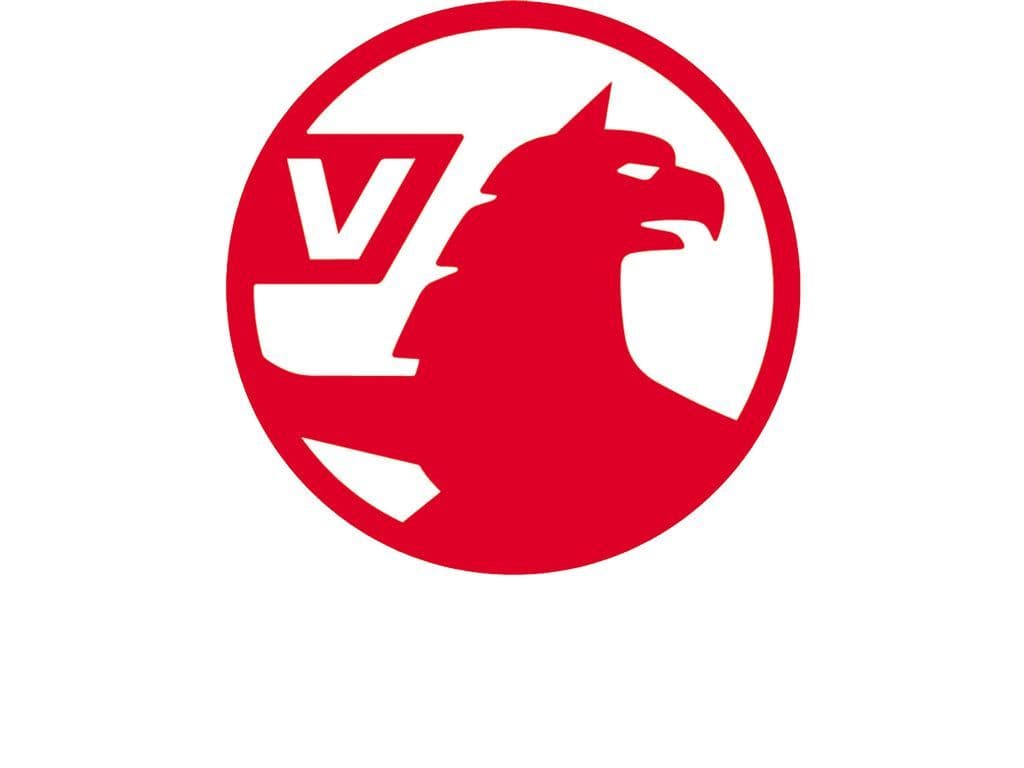 Reeks 4, vraag A: We zien hier een foto van een Astra, bij ons bekend onder het merk Opel. Maar onder welk merk worden exact dezelfde auto's verdeeld in Groot-Brittannië? We zien hier nu het logo van.