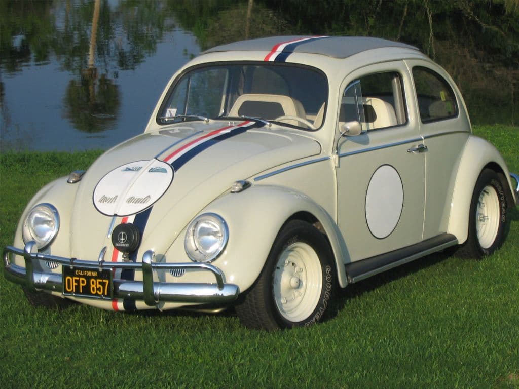 Herbie is de naam van een Volkswagen Kever en is ook de "hoofdrolspeler" van een reeks Disneyfilms. Het speciale aan Herbie is dat hij een eigen persoonlijkheid en een eigen wil heeft. Zijn rijvaardigheid is uitmuntend en hij neemt deel aan autowedstrijden. Zijn auto onderscheidt zich door de rood-wit-blauwe streep en een nummer op de voorkant en de deuren. Welk nummer?