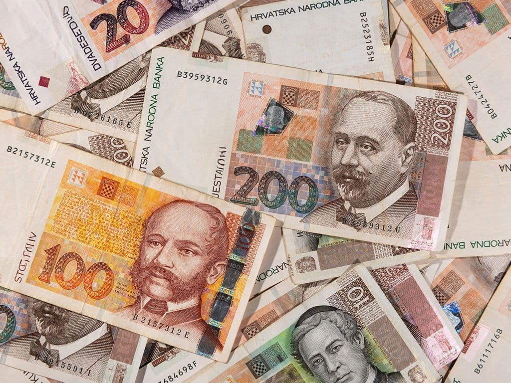 Heel veel landen in de Europese unie gebruiken de euro als munteenheid.  Om precies te zijn, 19 van de 28 lidstaten gebruiken de euro. Kroatië gebruikt nog zijn eigen munteenheid. Welke munteenheid is zo’n 0,13 euro waard?