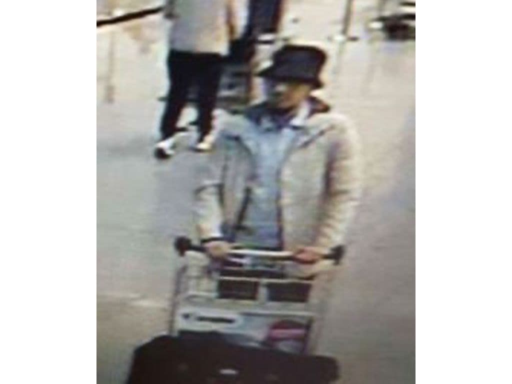 Deze man werd bekend tijdens de aanslagen op Zaventem als 'De man met het hoedje'. Wat is de naam van deze terrorist?