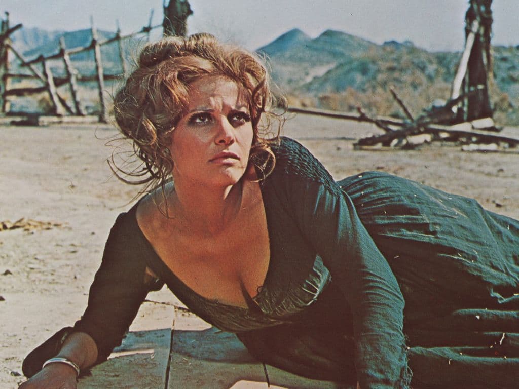 De Italiaanse actrice die we zoeken werd geboren in Tunesië in 1938 en gold als antwoord op Brigitte Bardot. Ze speelde in 1968 in de film “Once upon a time in the West” en in “The Pink Panter” uit 1964. Wie zoeken wij?