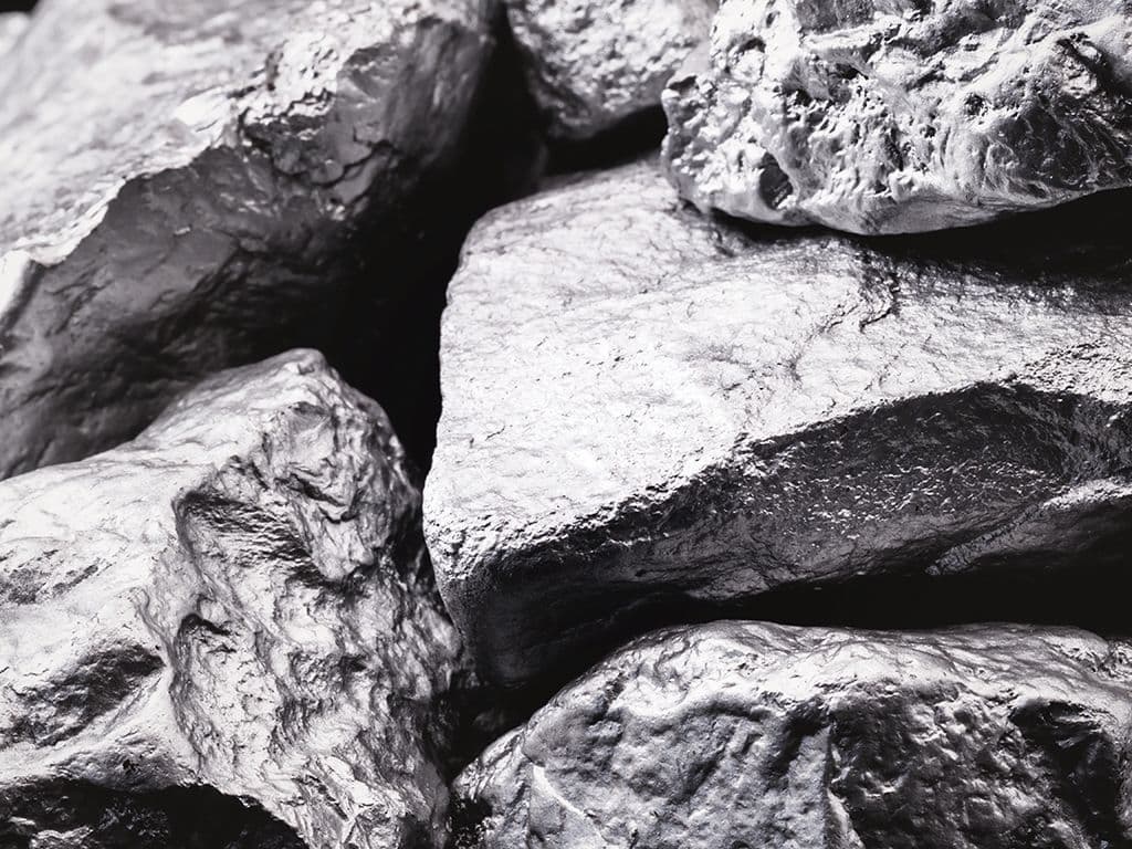 Dit scheikundig element heeft atoomnummer 27. Welk zilverkleurig overgangsmetaal zien we hier?
