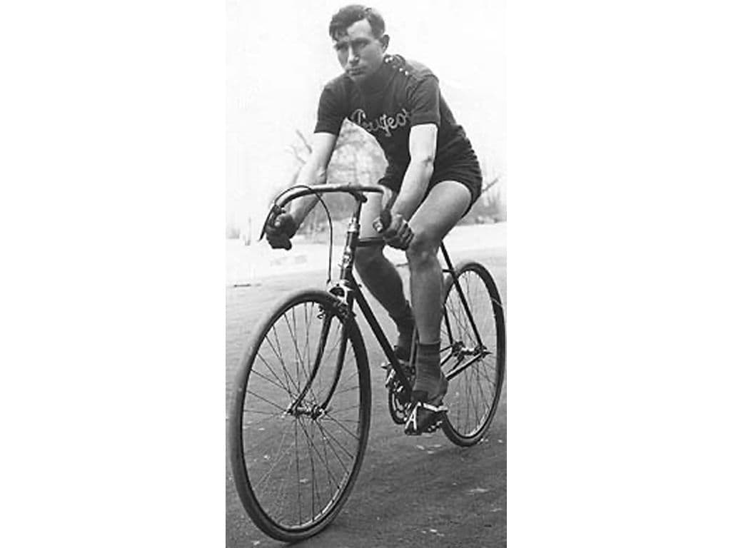 Wie was met zijn 36 jaar de oudste winnaar van de Ronde van Frankrijk in 1922?