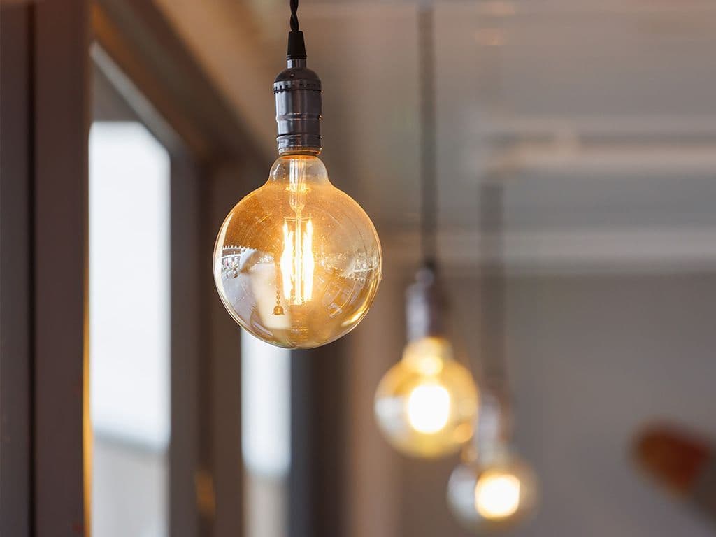Wat is de eenheid voor lichtstroom? De naam die we zoeken was tevens ook de vroegere benaming van het restaurant Pont Levis gevestigd aan de ophaalbrug te Oudenaarde.