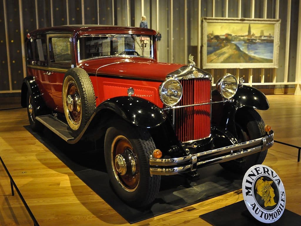 Van welk merk zien we hier een 17cv M6 type AR uit 1932 in het Museum aan de Stroom?