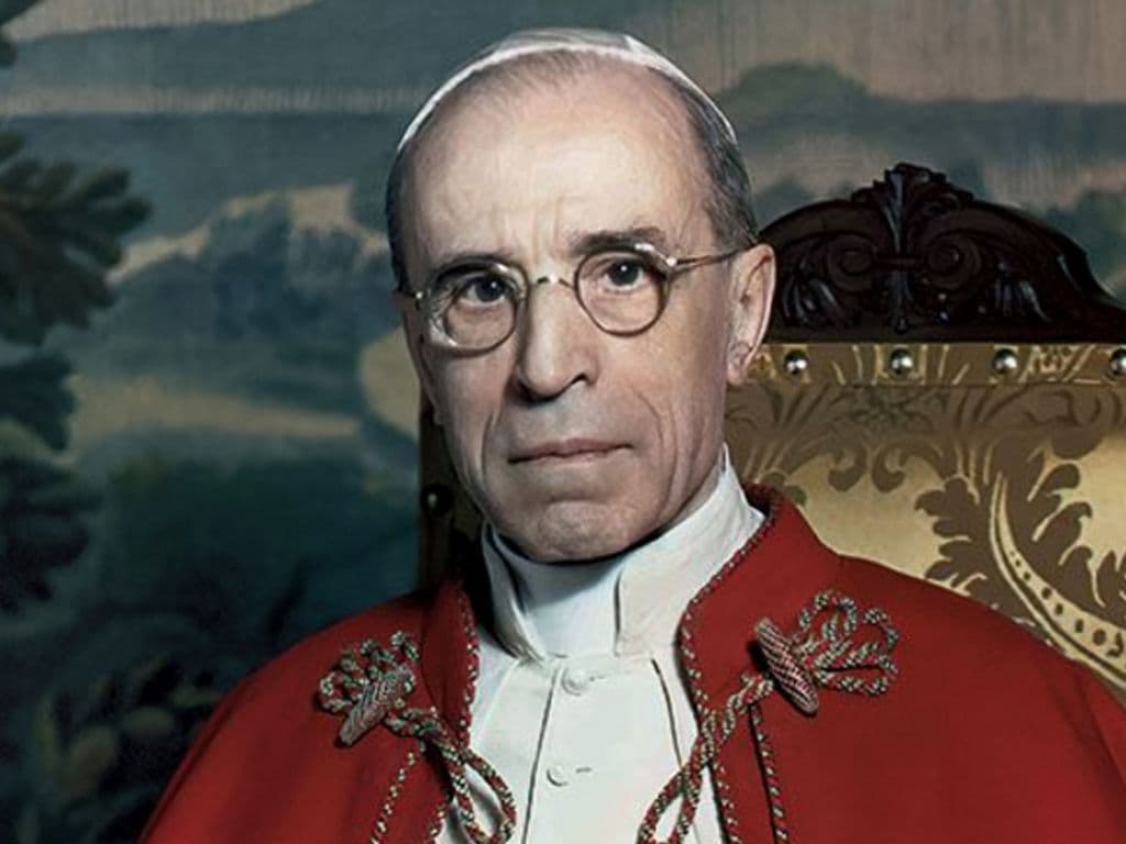 Deze paus had al sinds zijn geboorte een zwakke gezondheid. Aan het einde van 1953 werd hij echter ernstig ziek. Hij leed aan gastritis en een chronische hik, waardoor hij niet in staat was om te eten. Welke Italiaans paus begon zijn pontificaat aan het begin van de Tweede Wereldoorlog?