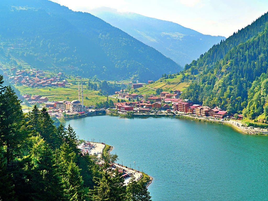 Aan welke zee ligt Trabzon?