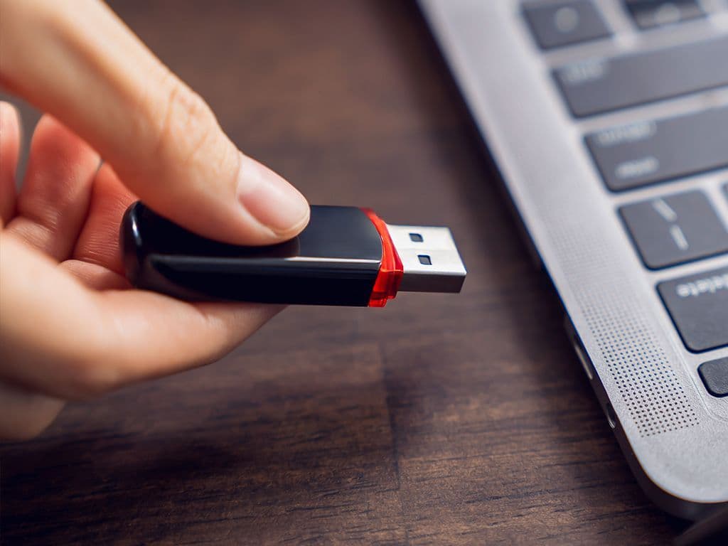 Voor wat staat de afkorting USB?